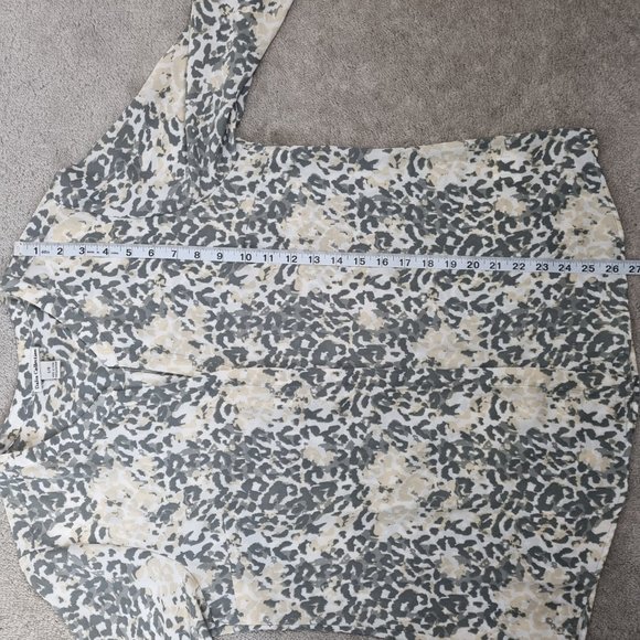 Dalia Collection Long Sleeve Animal Print Blouse Size L - Picture 9 of 9